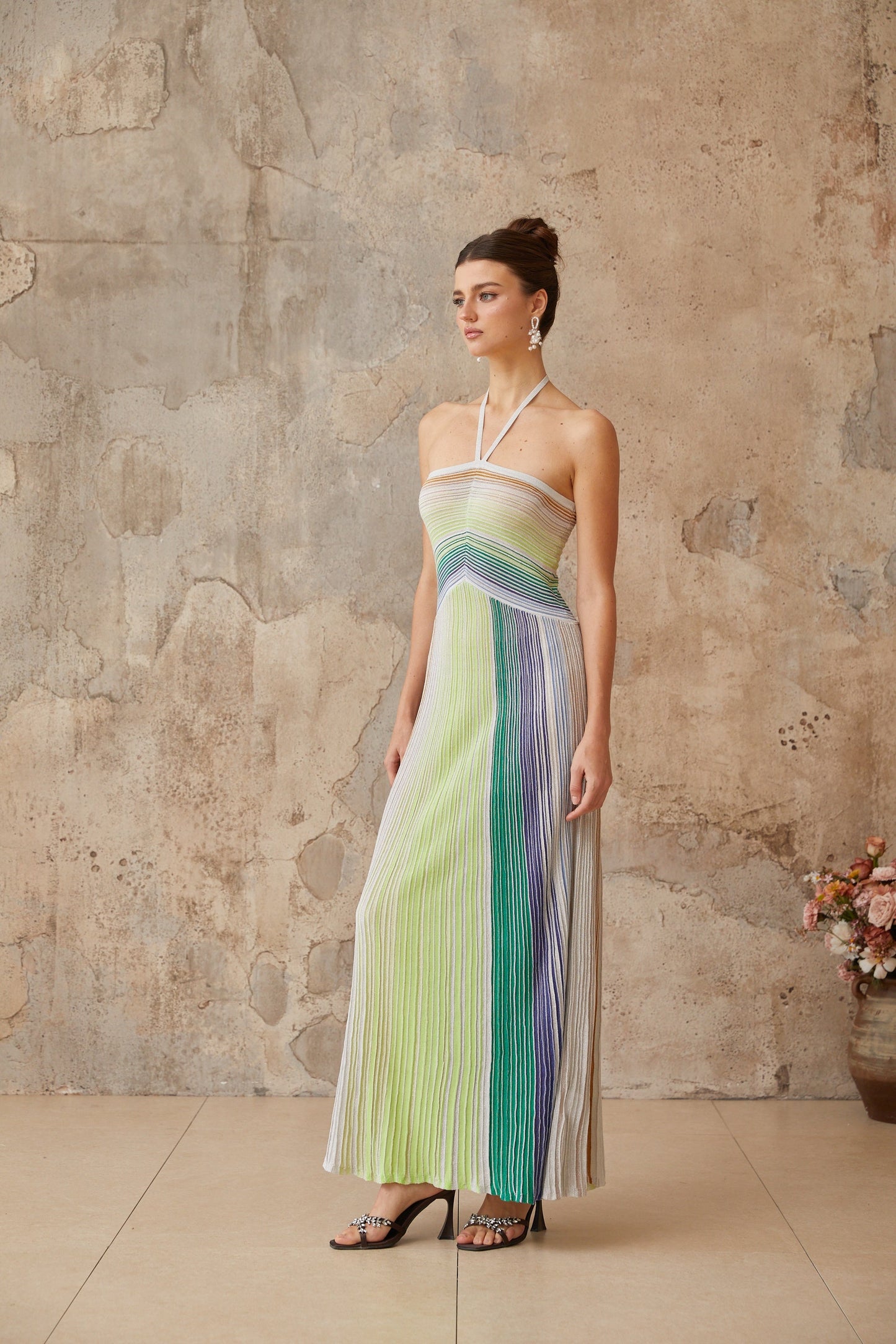 Bonvive | Luxe Gebreide Maxi-jurk met Halternek – Ulysse Groen Metallic