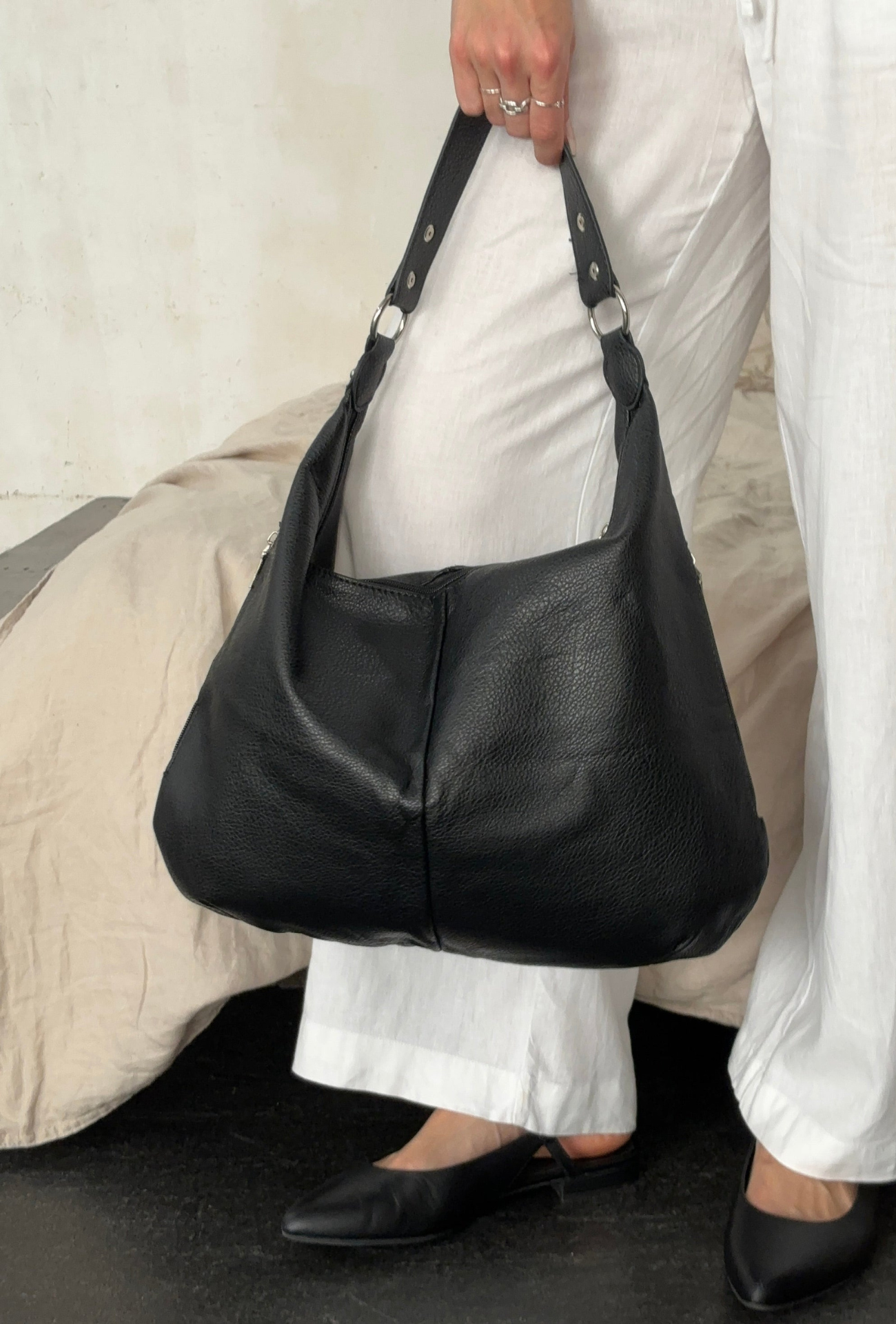 Bonvieve | Elegant and Practical Bag for Everyday Use